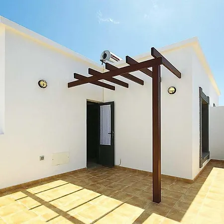 Playa Blanca Sleeps 6 Air Con Wifi Playa Blanca (Lanzarote)
